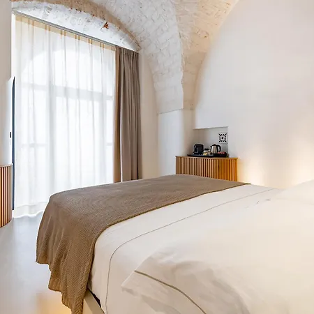 Casalis Luxury Bed & Breakfast 4*