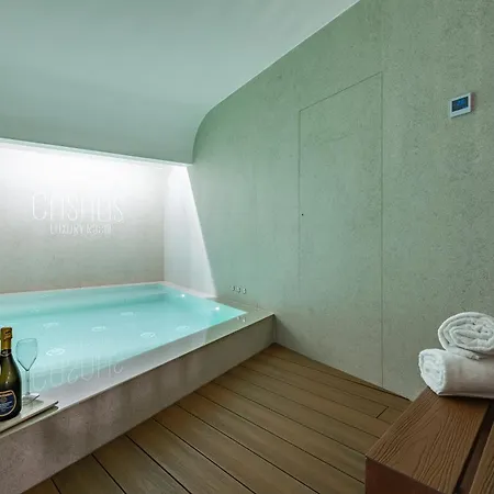 Casalis Luxury